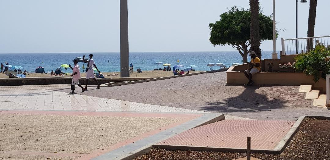 Playa Las Vistas Loft 洛斯克里斯蒂亚诺斯 外观 照片